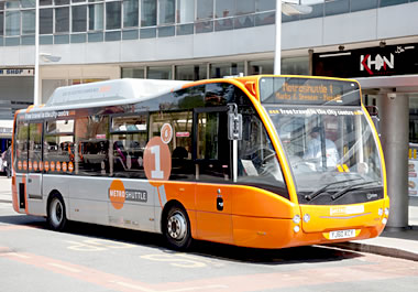 Diesel-electric hybrid bus