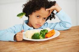 kid-who-doesnt-want-vegetables