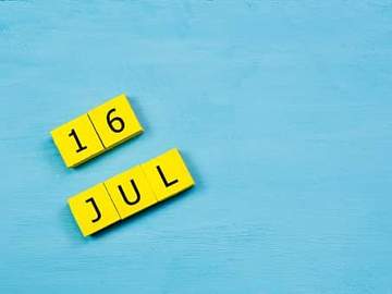 16 jul spelled in blocks