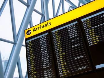 airport arrivals board