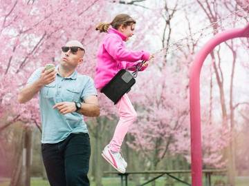 man-hit-by-girl-on-swing-photo