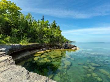 paradise cove on lake superior michigan
