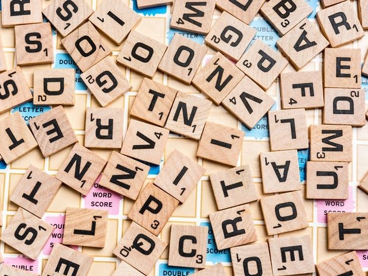 Uol Mind: The Dictionary of Two-Letter Words - The Scrabble