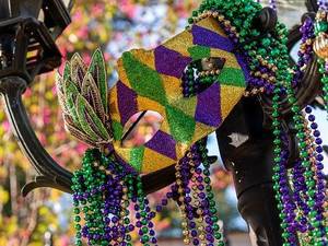 mardi-gras-mask-with-beads