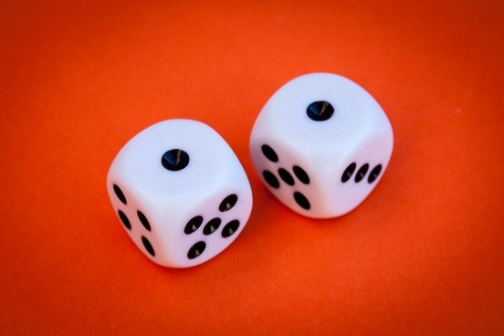 diaeresis snake eyes dice photo