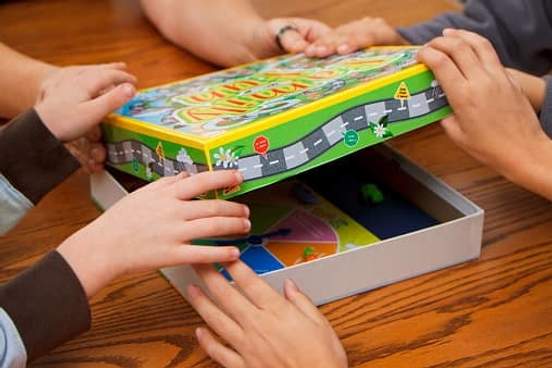 family opening board game