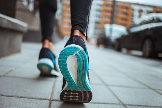 feet-of-woman-walking