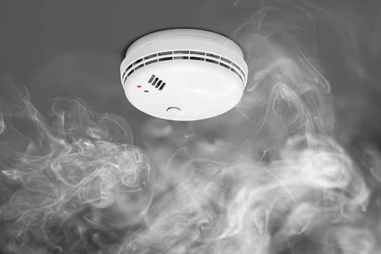 smoke rising to smoke alarm