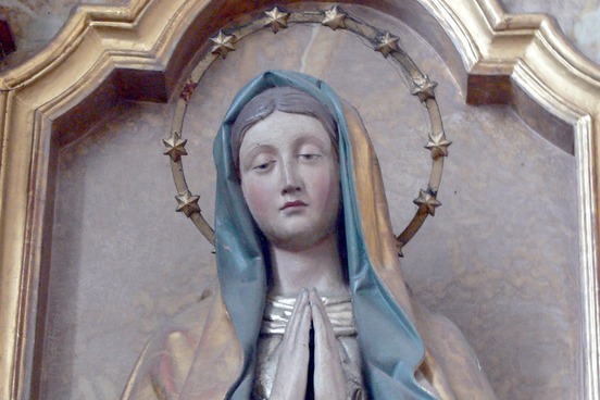 statu virgin mary photo