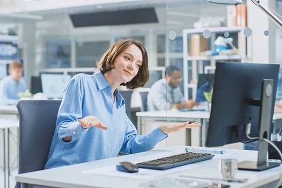 woman-dancing-at-desk